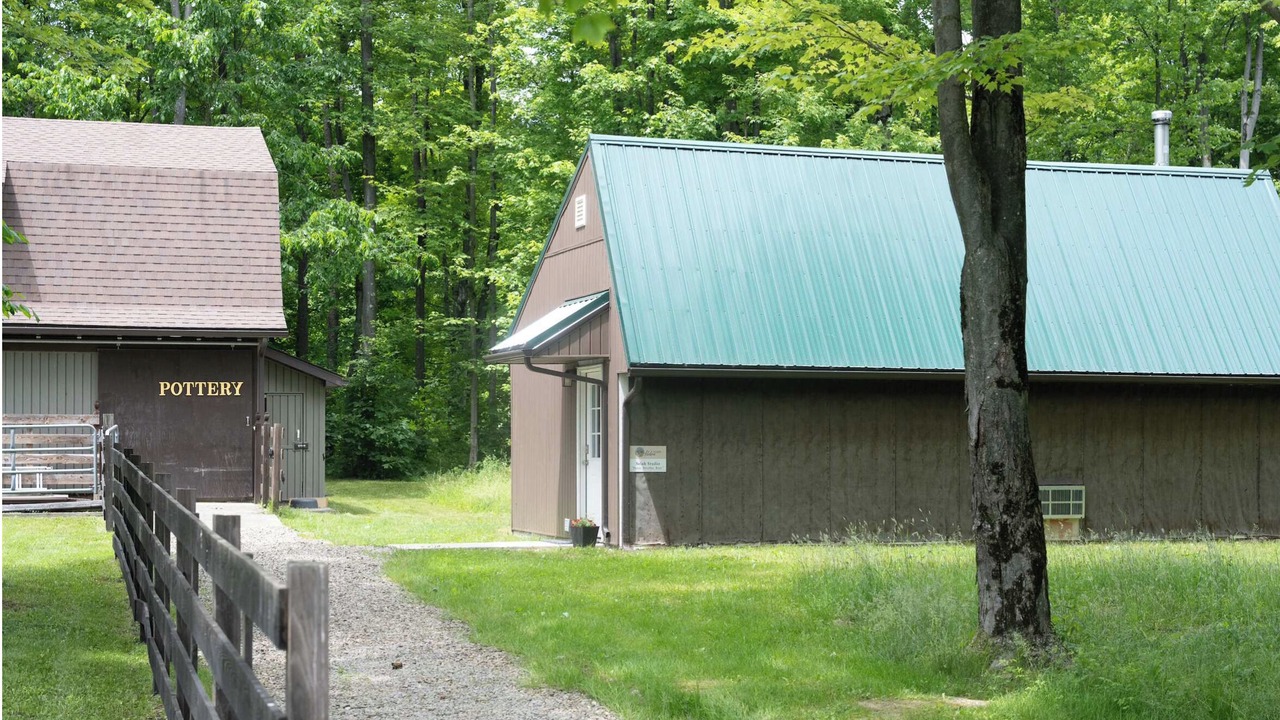 Photo of Outdoor in Farmdale