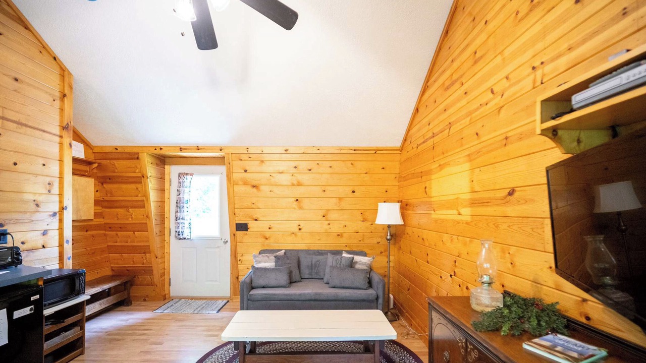 Photo of Livingroom in Farmdale