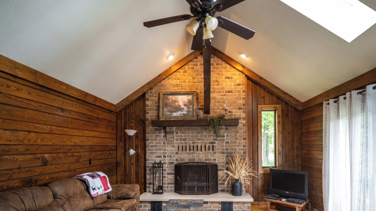 Photo of Livingroom in Farmdale