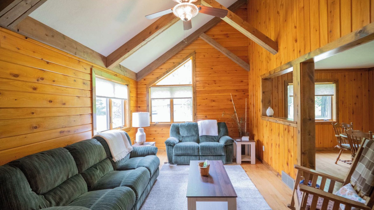 Photo of Livingroom in Farmdale