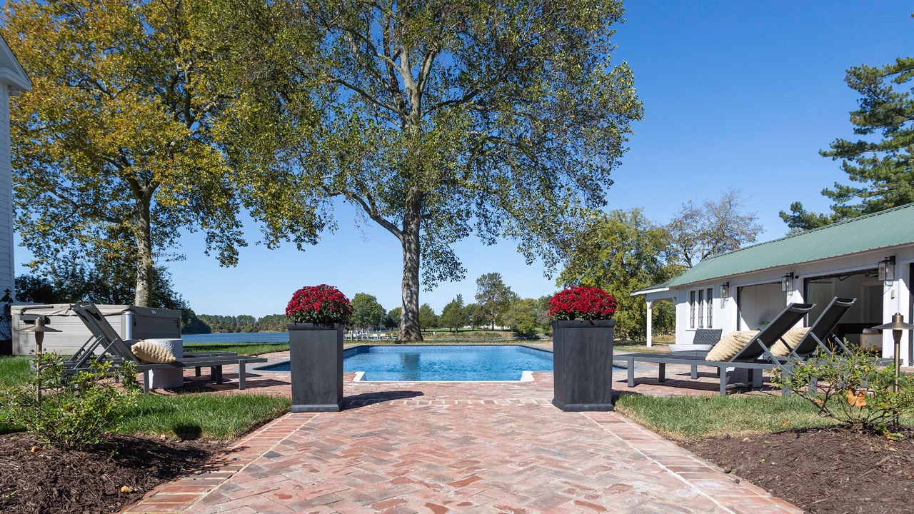 Photo of Outdoor in Unionville