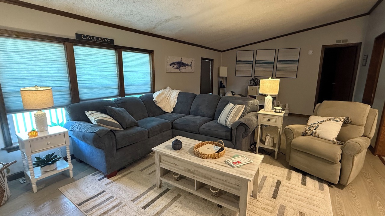 Photo of Livingroom in Green Creek