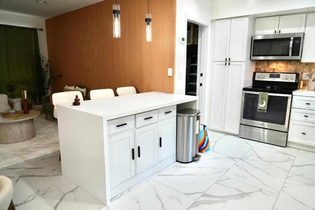 Photo of Kitchen in Hollywood Hills
