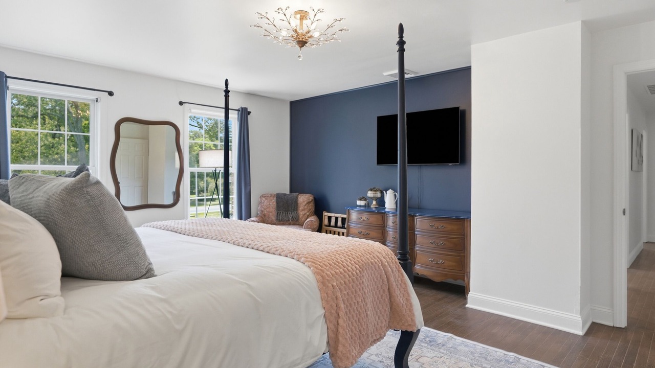 Photo of Bedroom in Salisbury Mills
