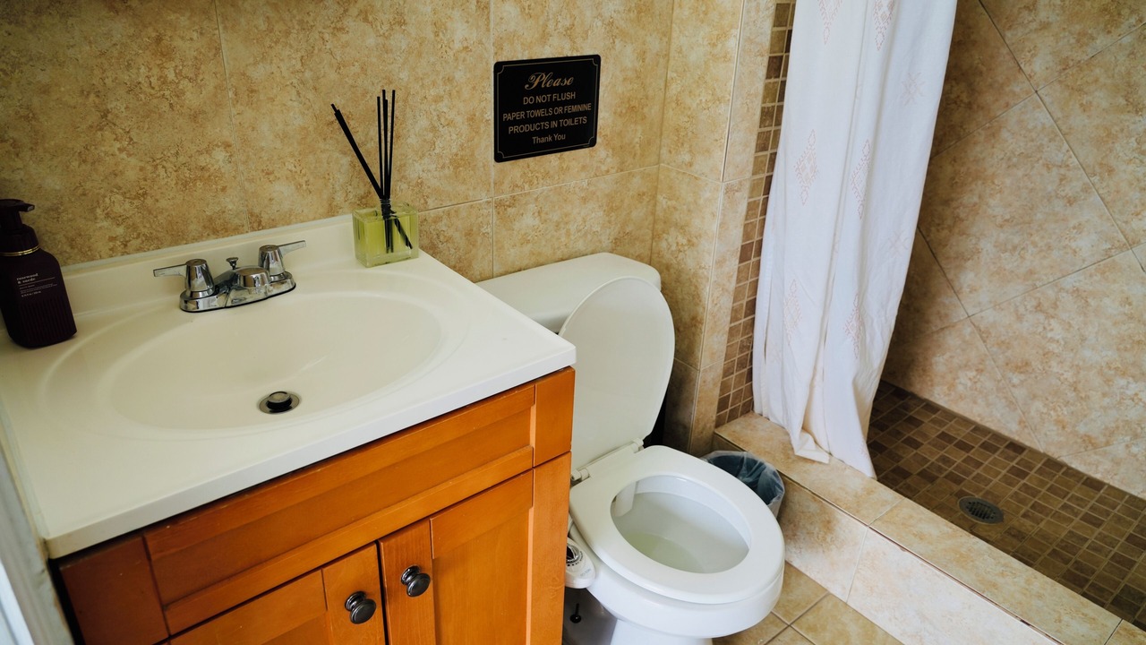 Photo of Bathroom in Driftwood