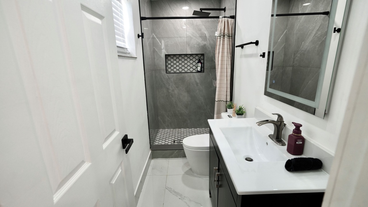Photo of Bathroom in Driftwood
