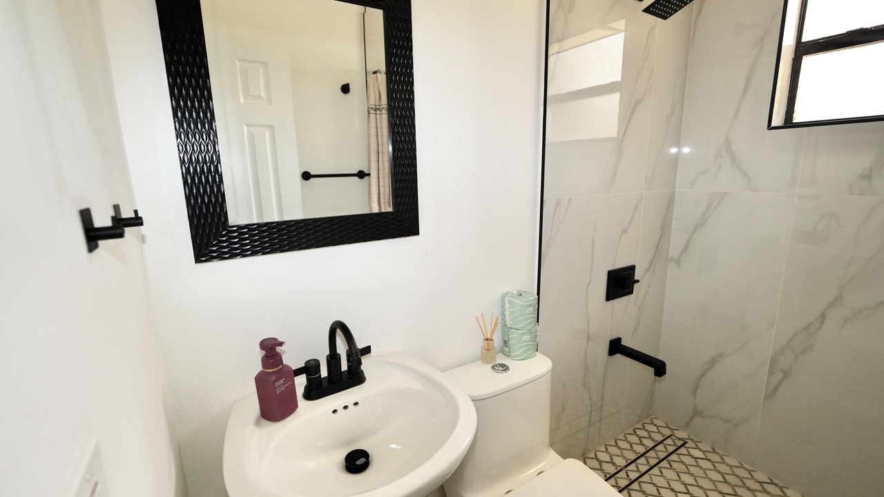 Photo of Bathroom in Driftwood