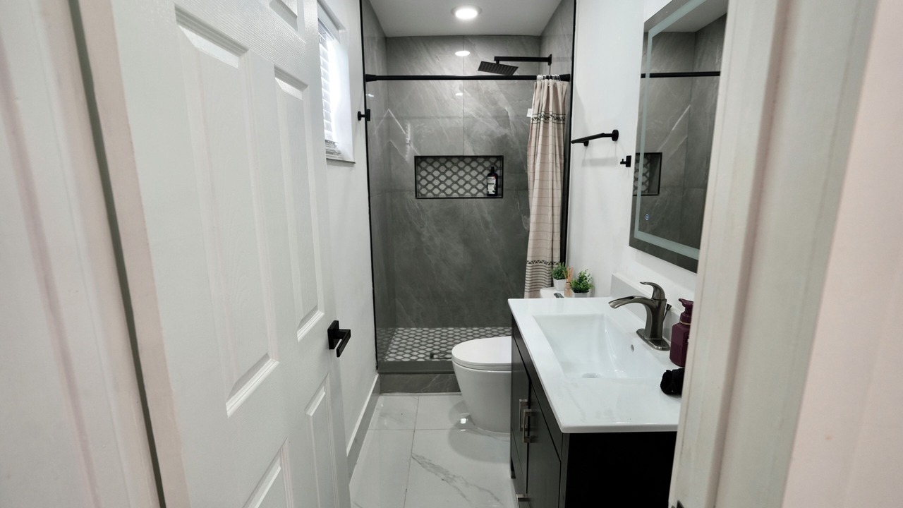 Photo of Bathroom in Driftwood