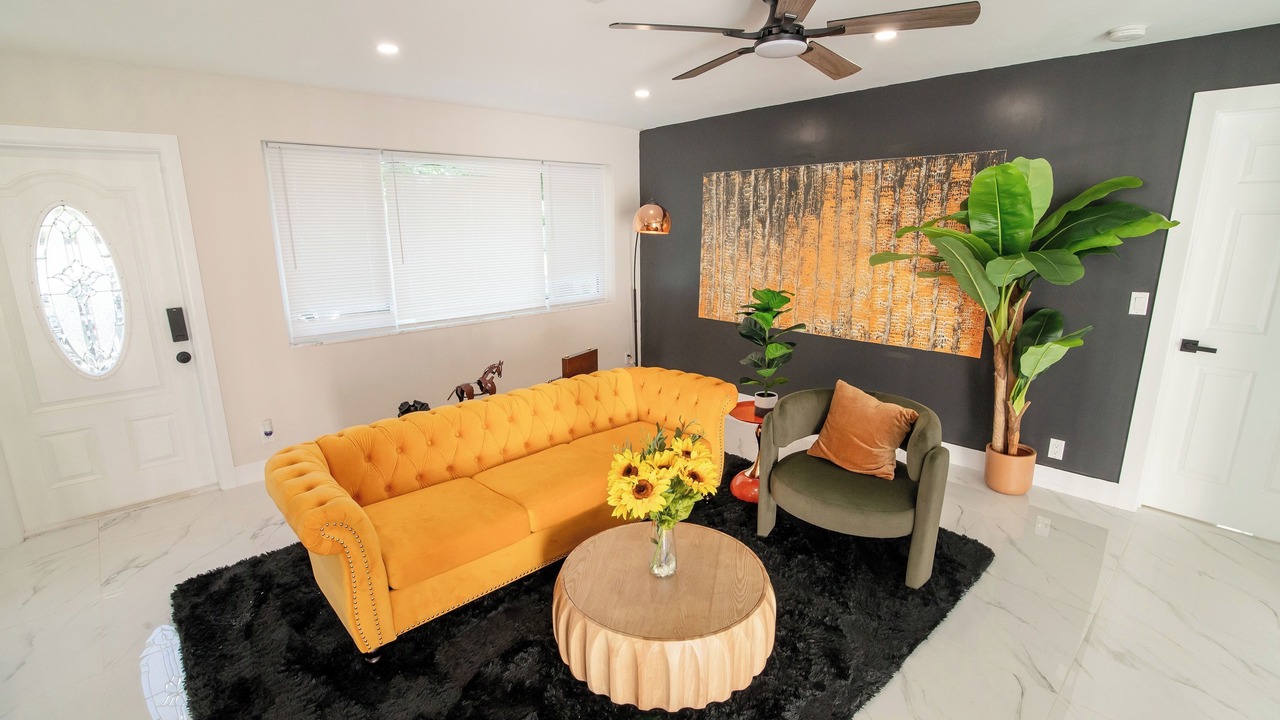Photo of Livingroom in Sunset