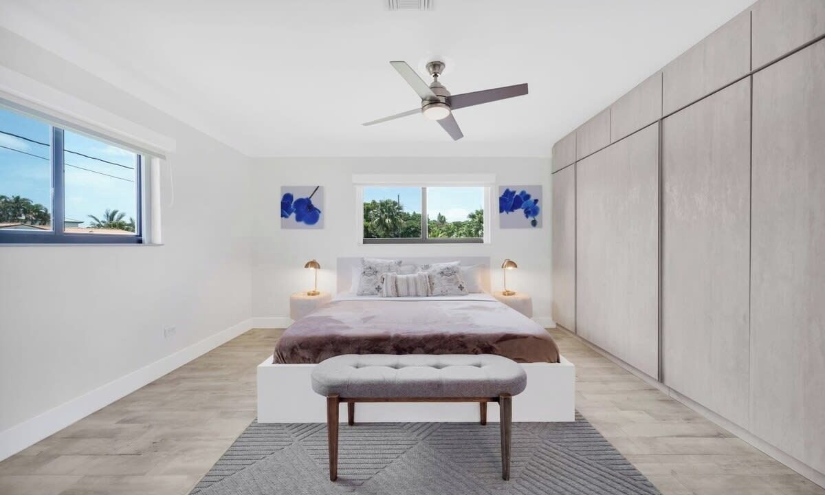 Photo of Bedroom in Golden Glades