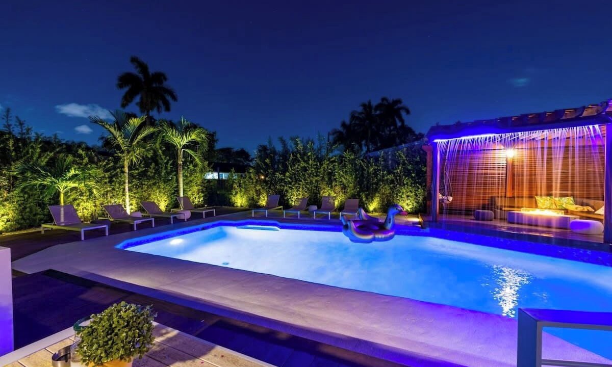 Photo of Outdoor in Golden Glades