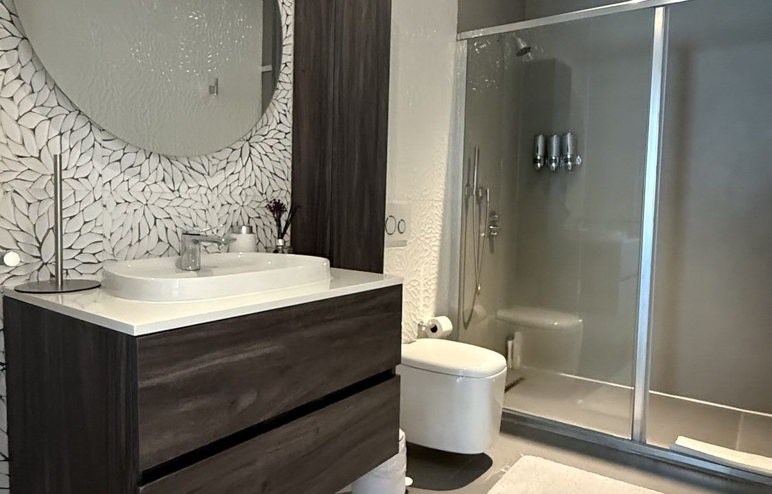 Photo of Bathroom in Weehawken