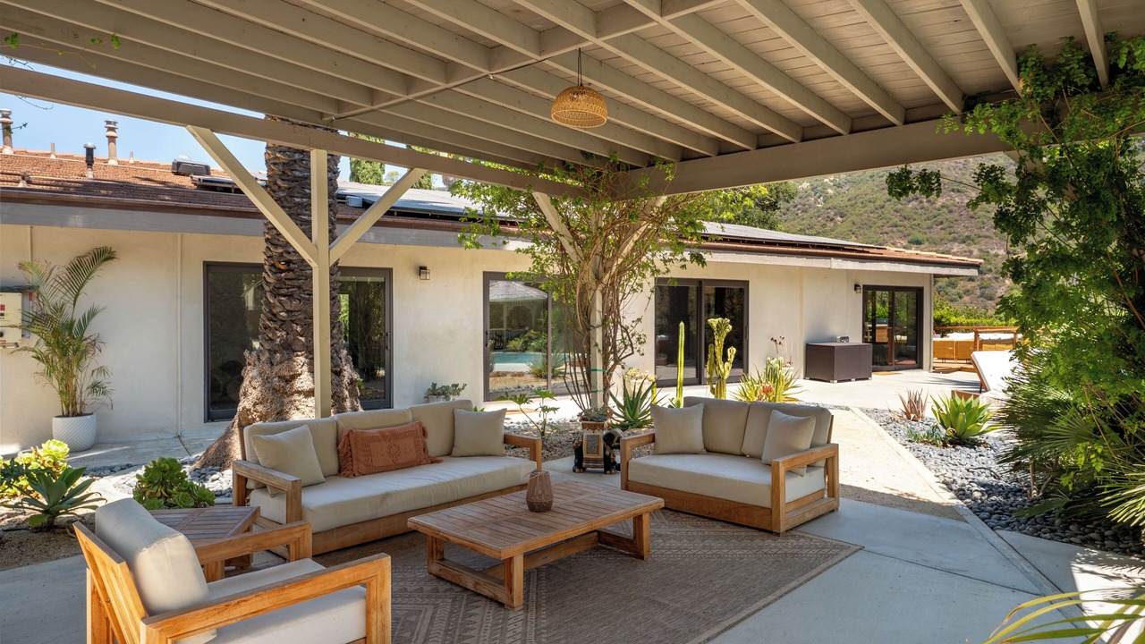 Photo of Outdoor in Calabasas
