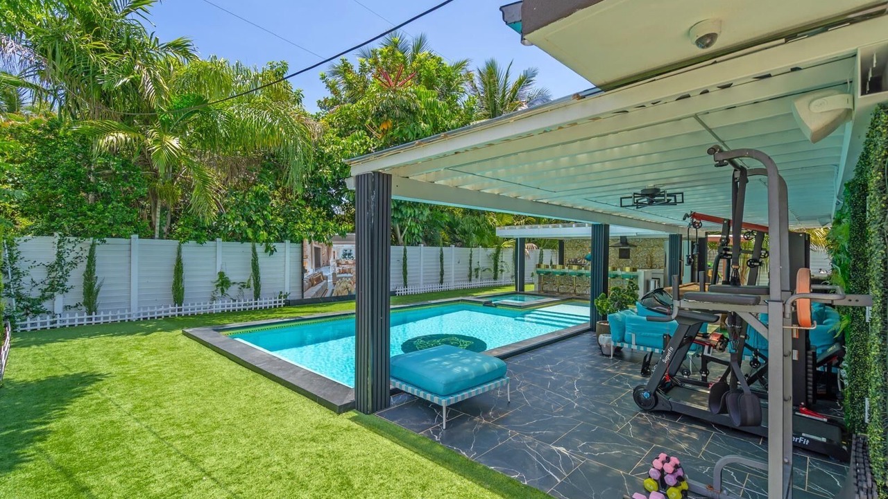 Photo of Outdoor in Biscayne Park
