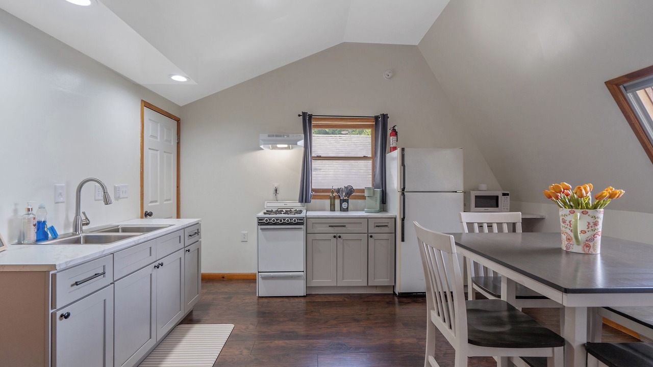 Photo of Kitchen in West Eaton