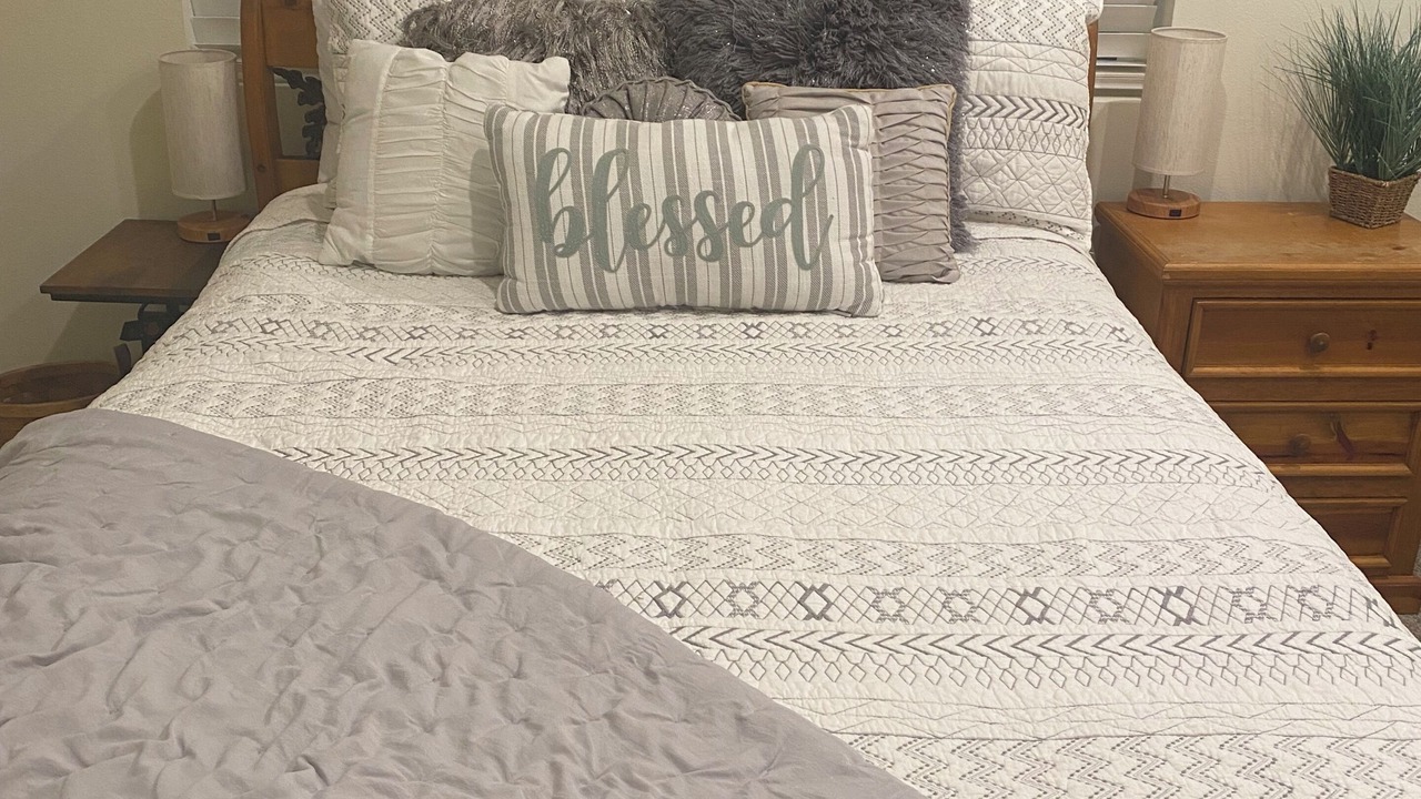 Photo of Bedroom in Palmdale