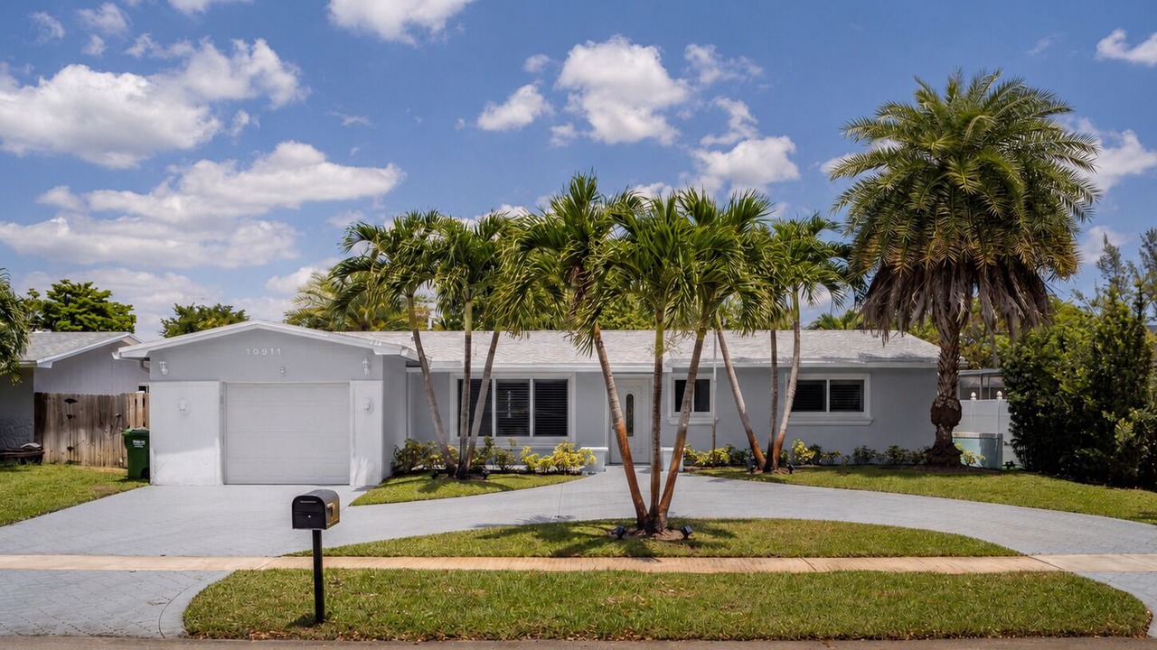 Photo of Outdoor in Pembroke Pines