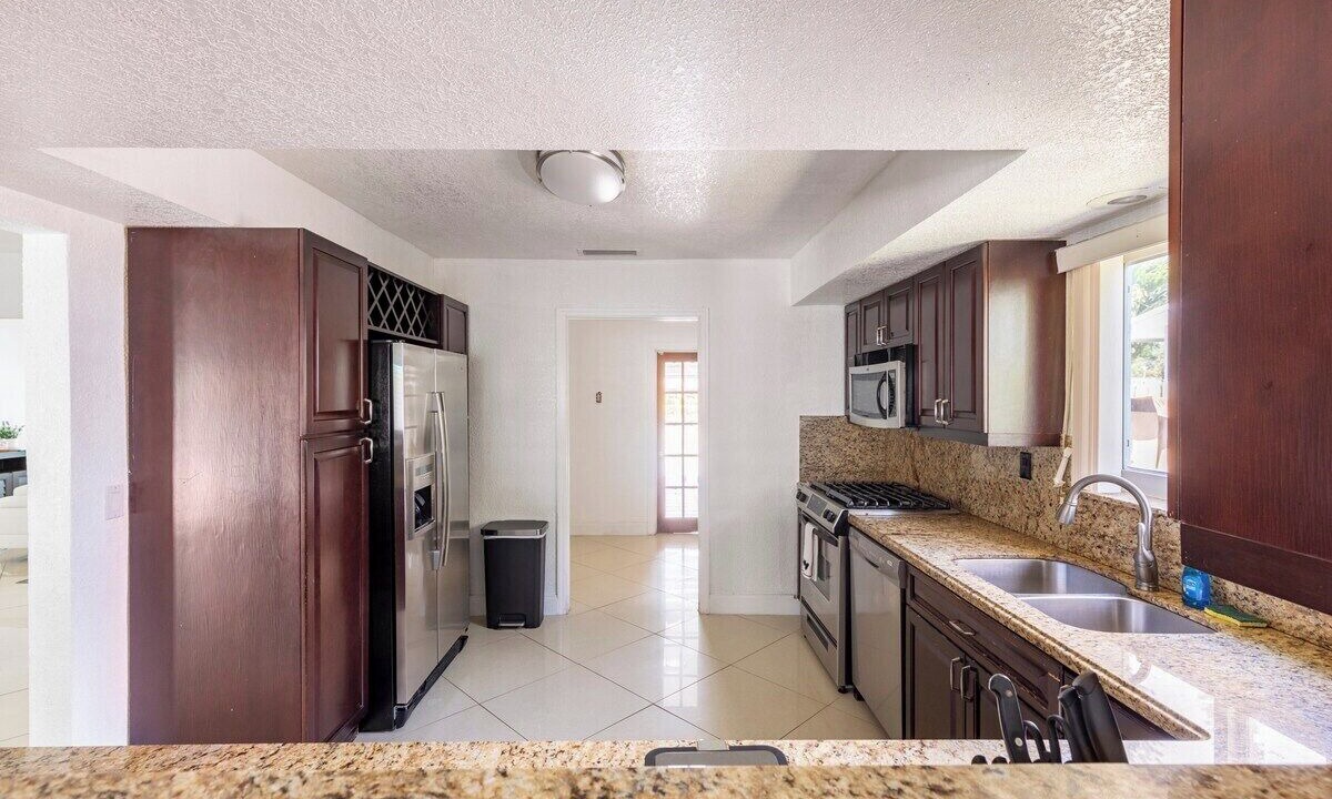 Photo of Kitchen in Pembroke Pines