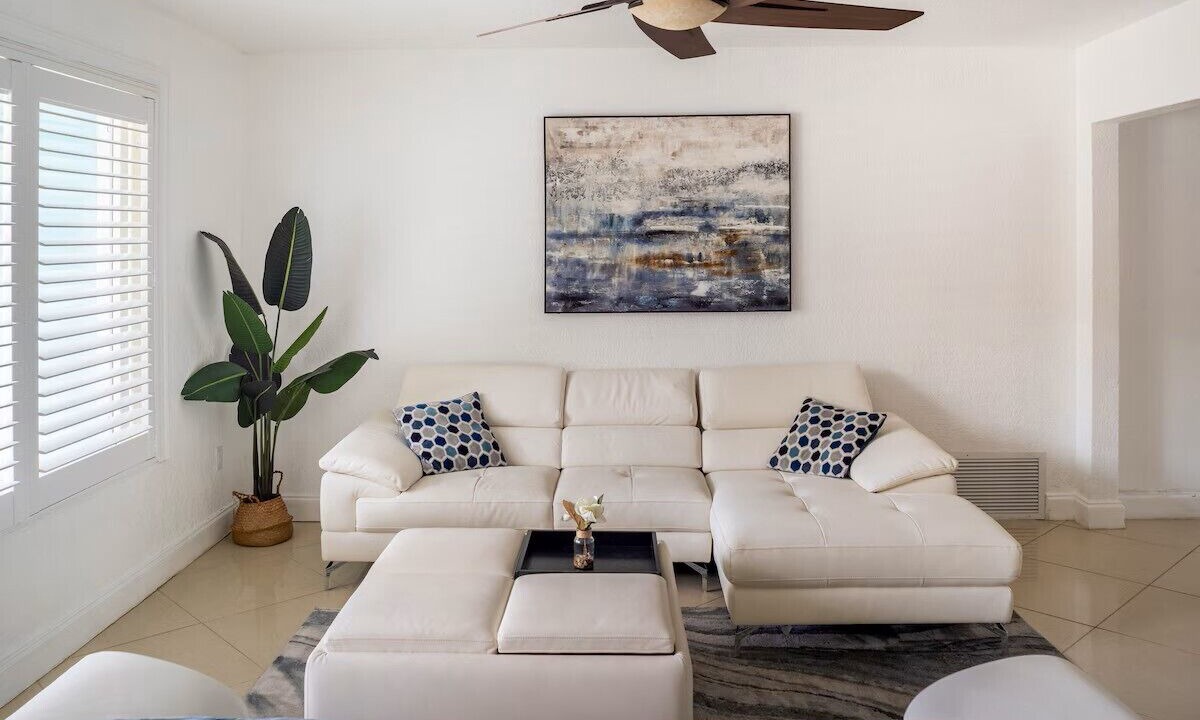 Photo of Livingroom in Pembroke Pines