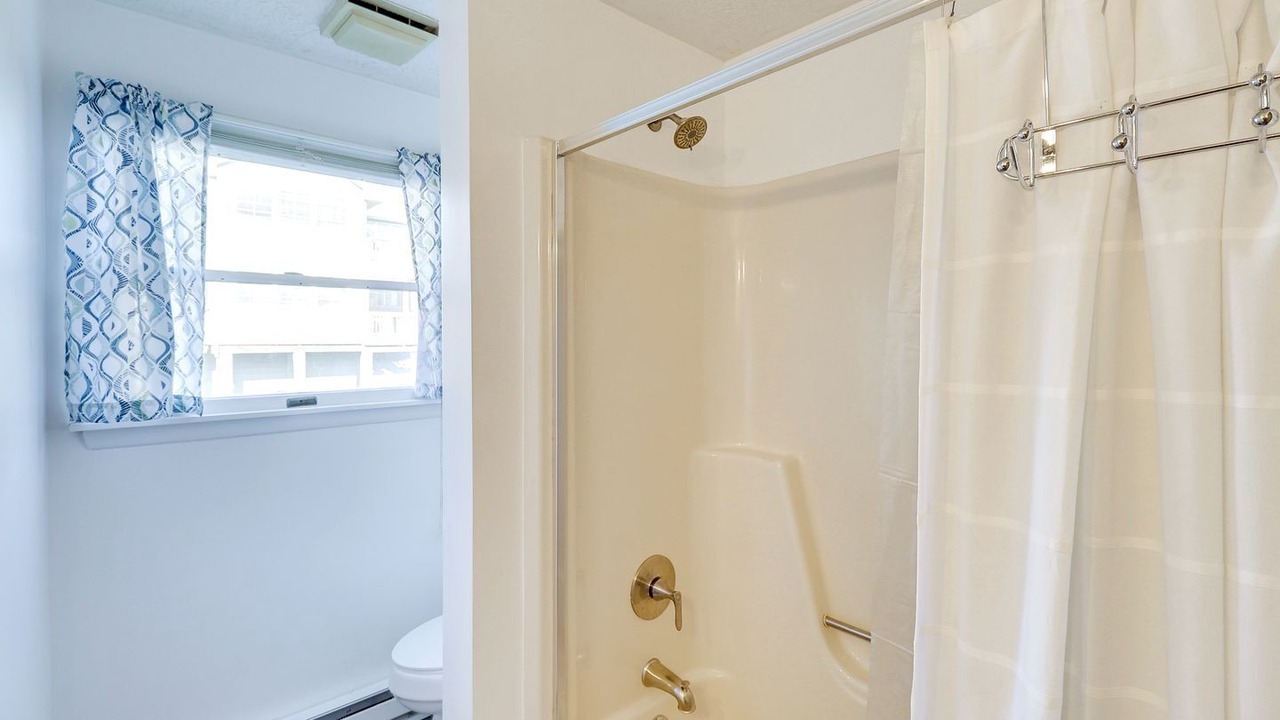Photo of Bathroom in Broadkill Beach