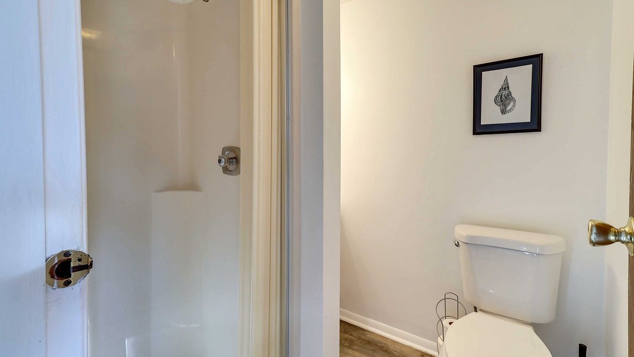 Photo of Bathroom in Broadkill Beach
