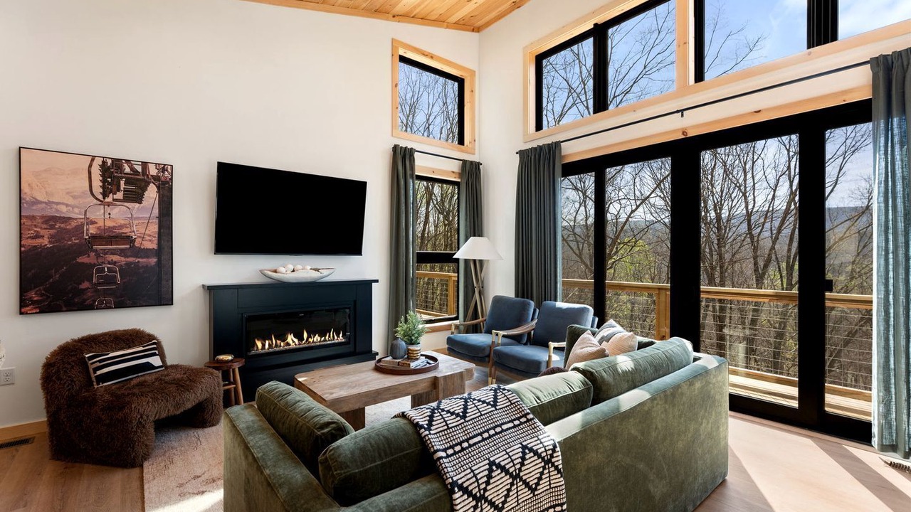 Photo of Livingroom in Wardensville