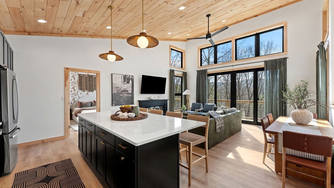 Photo of Livingroom in Wardensville