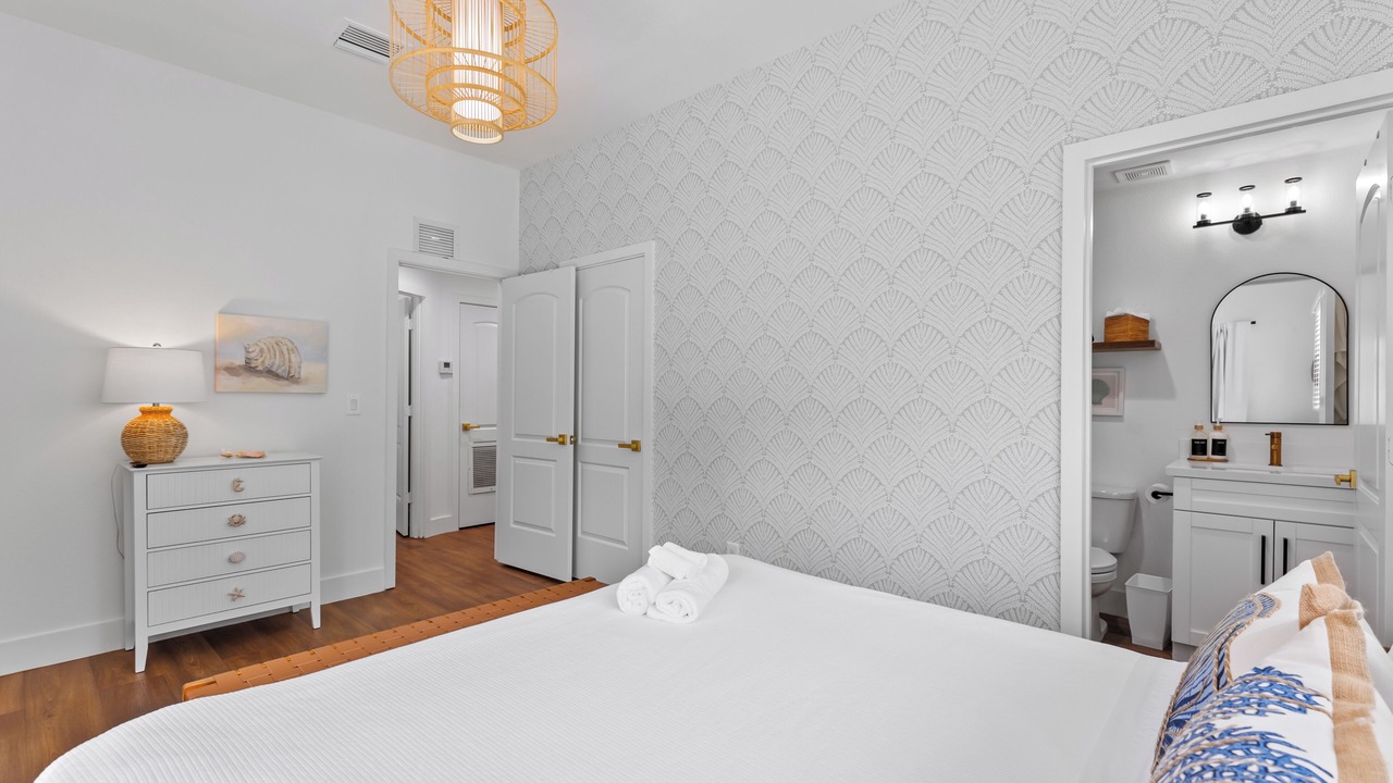 Photo of Bathroom in Central Fort Lauderdale