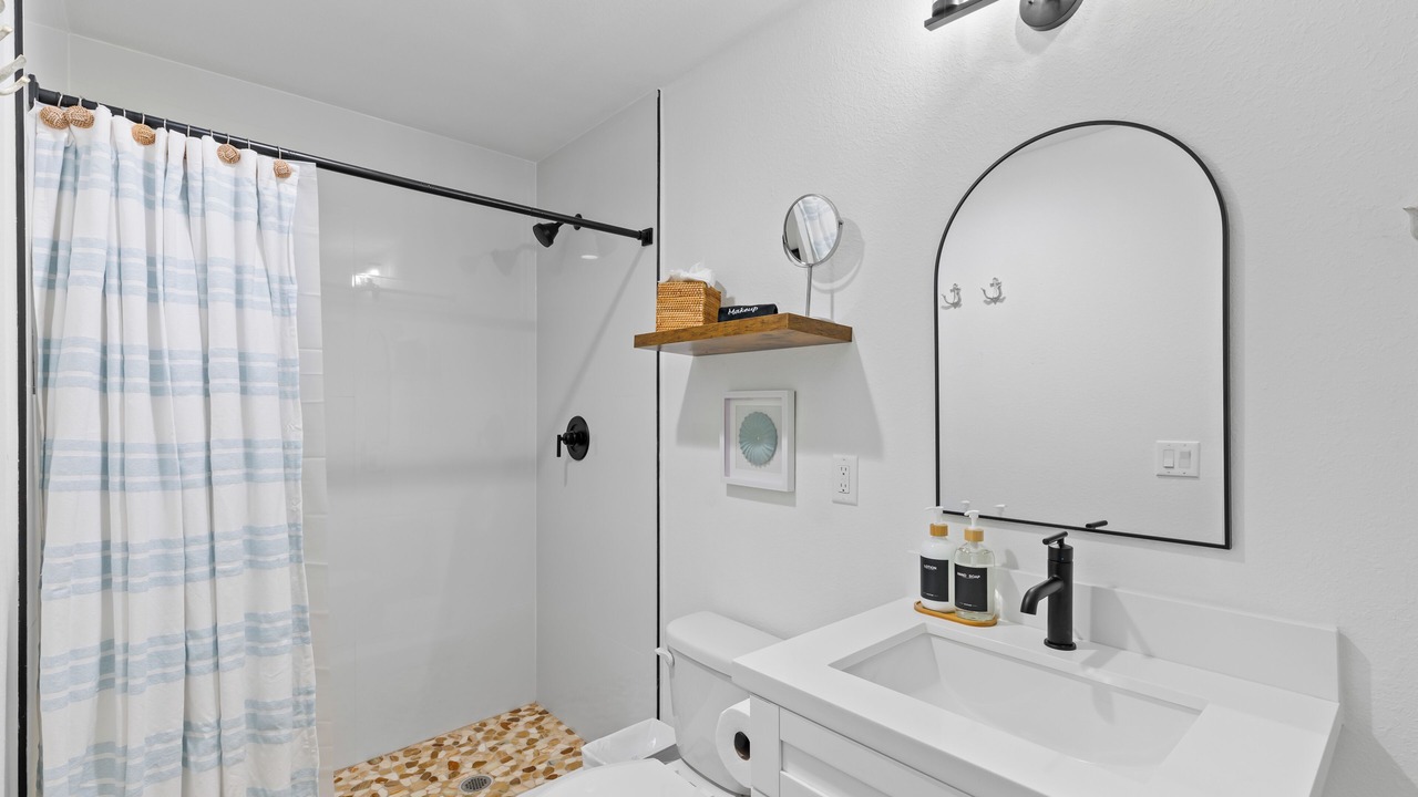 Photo of Bathroom in Central Fort Lauderdale