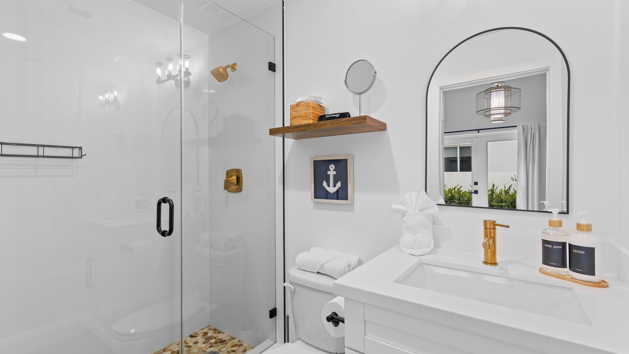 Photo of Bathroom in Central Fort Lauderdale