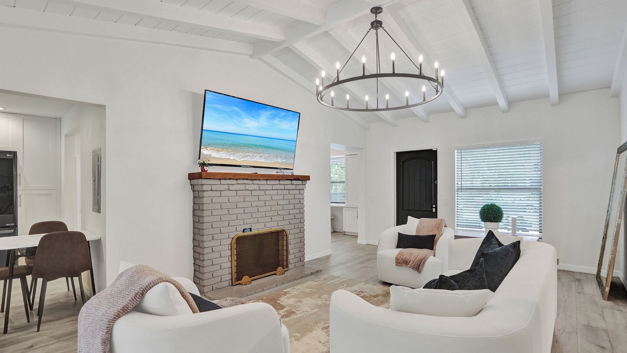 Photo of Livingroom in Colee Hammock