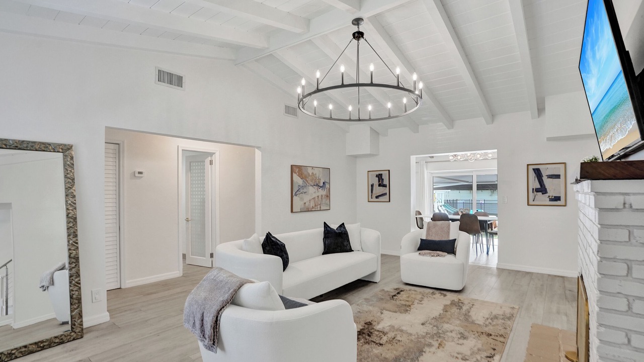 Photo of Livingroom in Colee Hammock