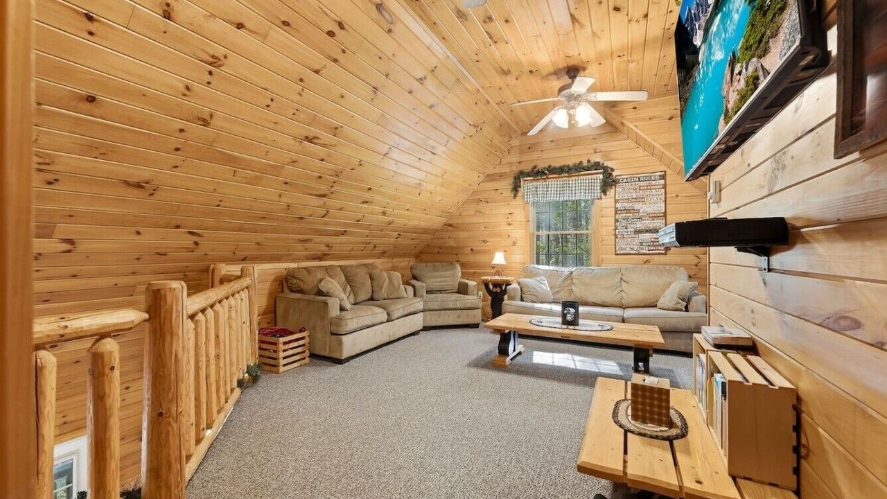 Photo of Livingroom in Accident