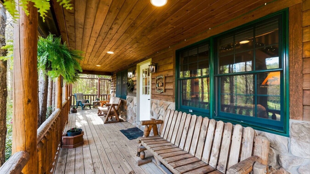 Photo of Patio Balcony in Accident
