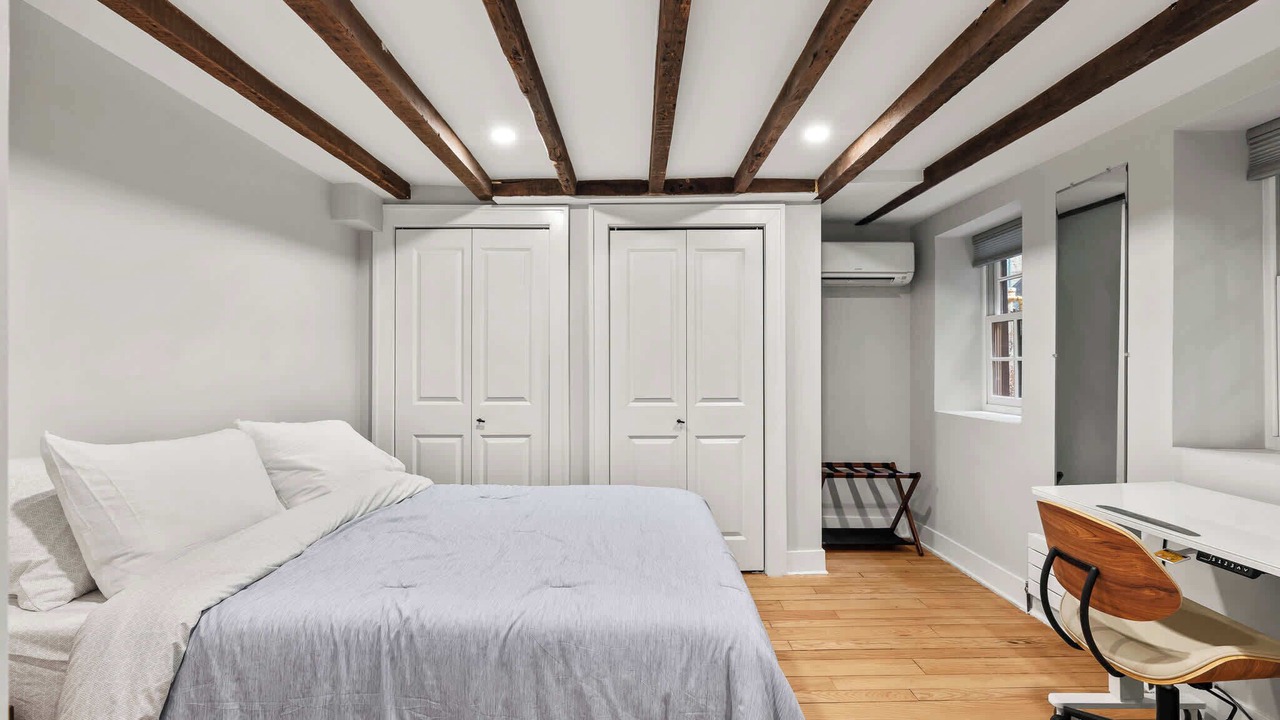 Photo of Bedroom in Hudson Square