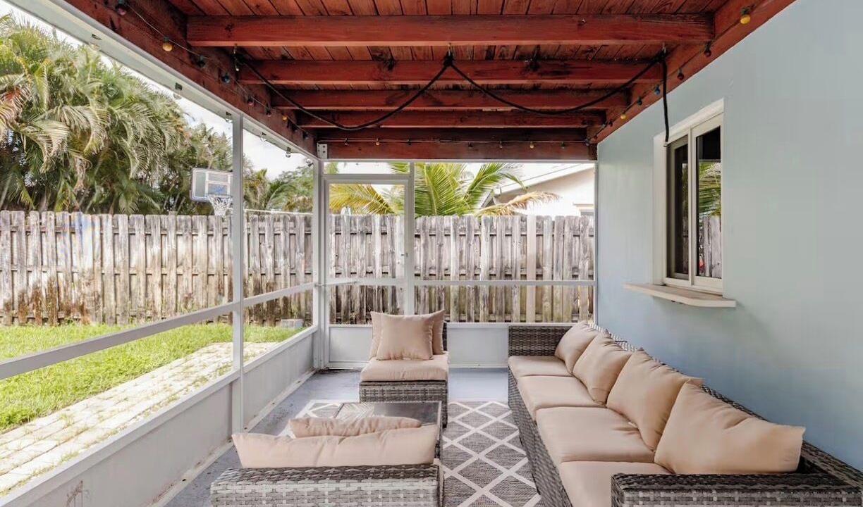 Photo of Patio Balcony in Survey Creek