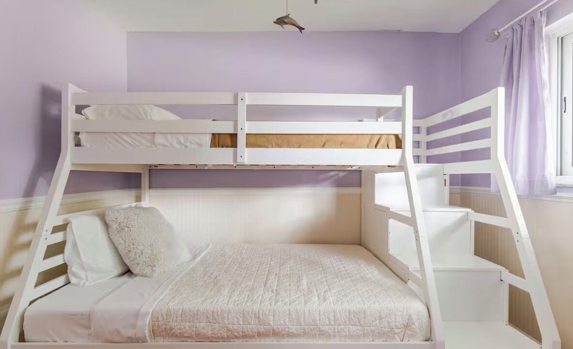 Photo of Bedroom in Survey Creek