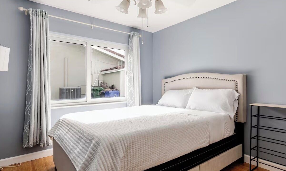Photo of Bedroom in Survey Creek