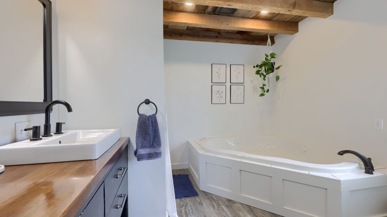 Photo of Bathroom in Paradise