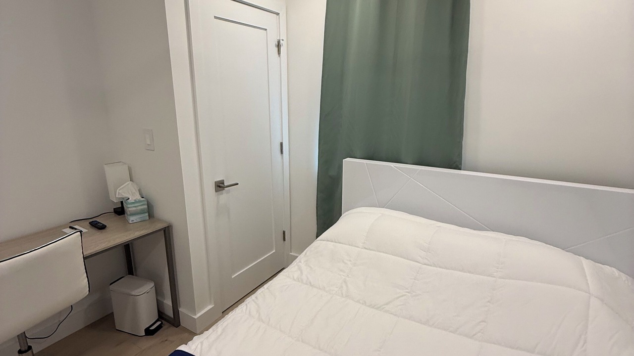 Photo of Bedroom in Whitman