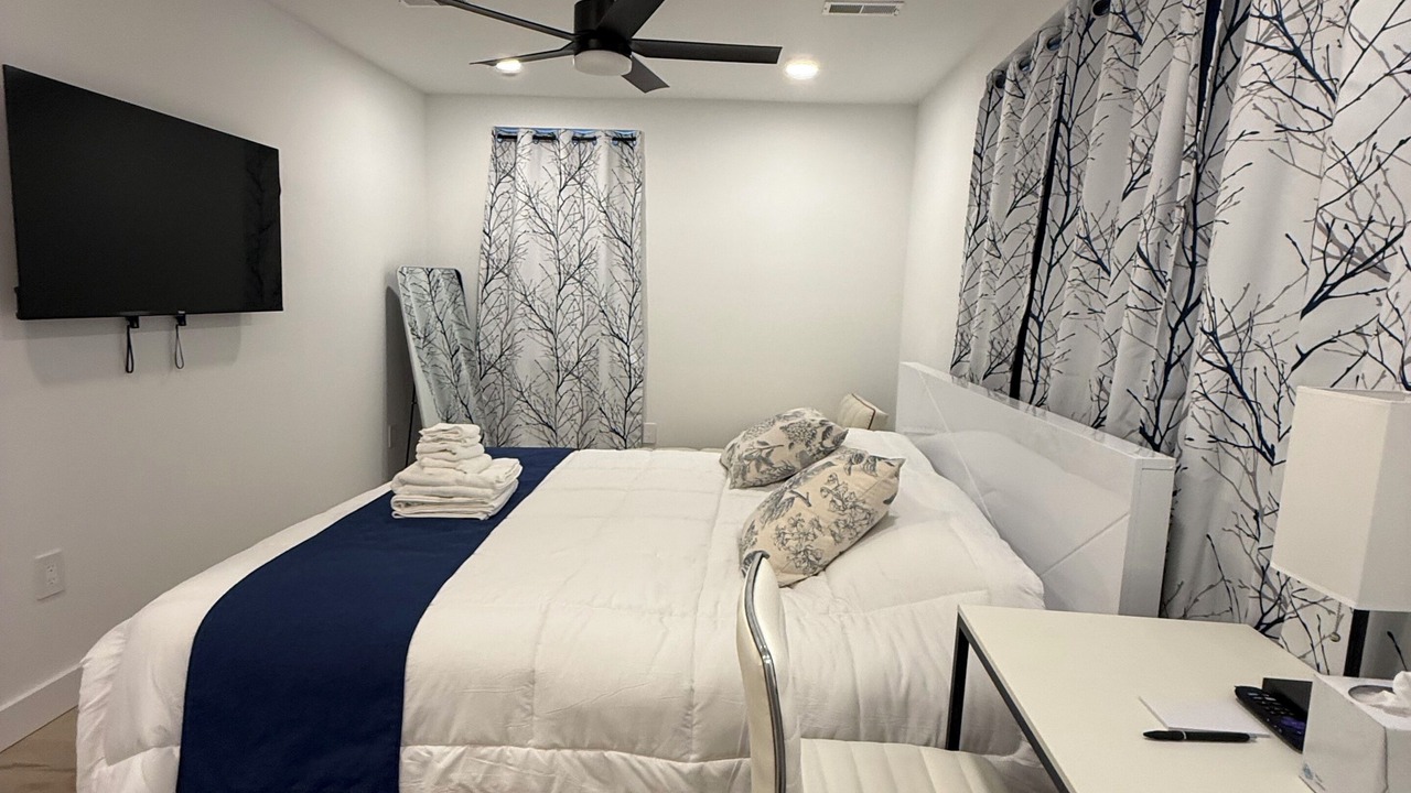 Photo of Bedroom in Whitman