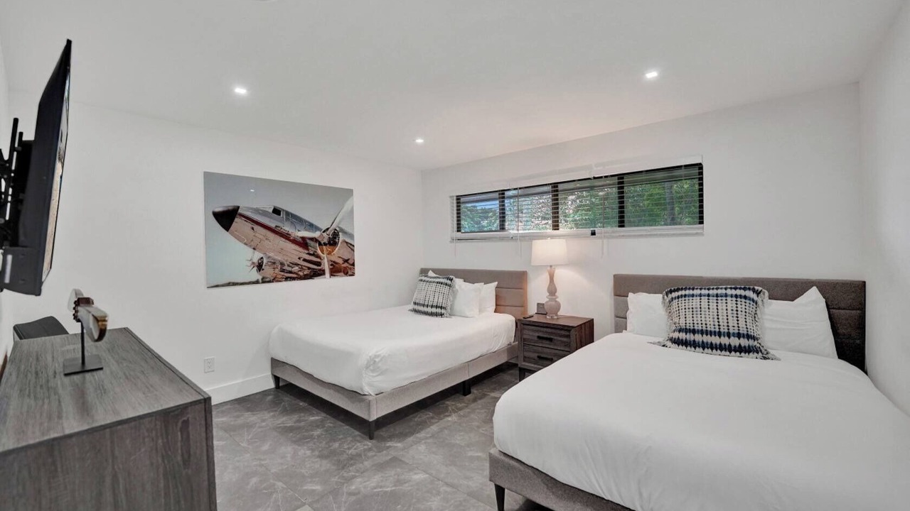 Photo of Bedroom in Hollywood Hills