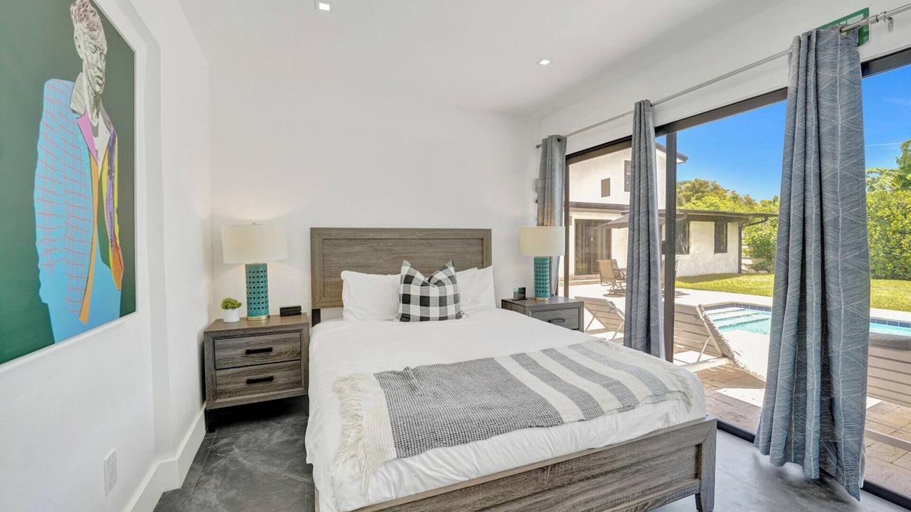 Photo of Bedroom in Hollywood Hills