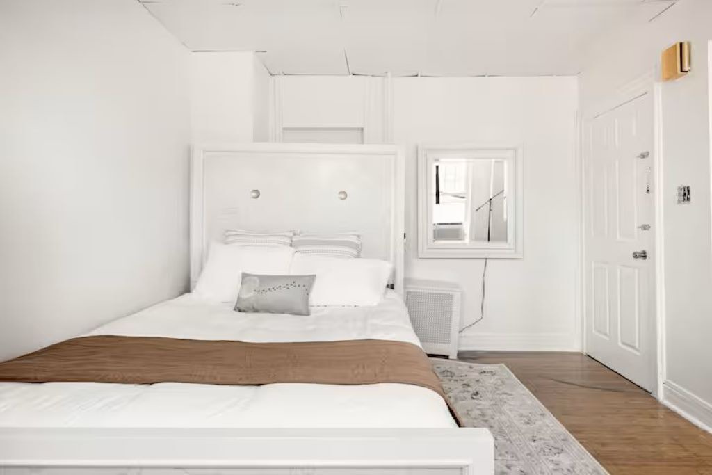 Photo of Bedroom in Kearny