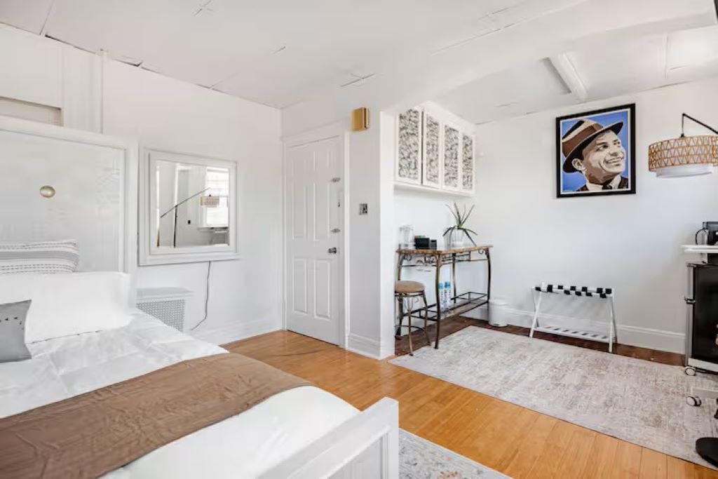 Photo of Bedroom in Kearny