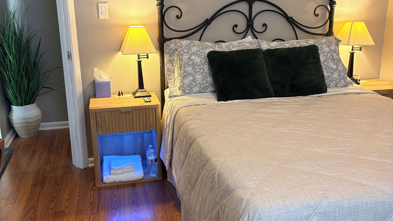 Photo of Bedroom in Elizabeth