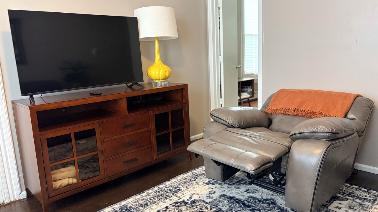 Photo of Livingroom in Elizabeth