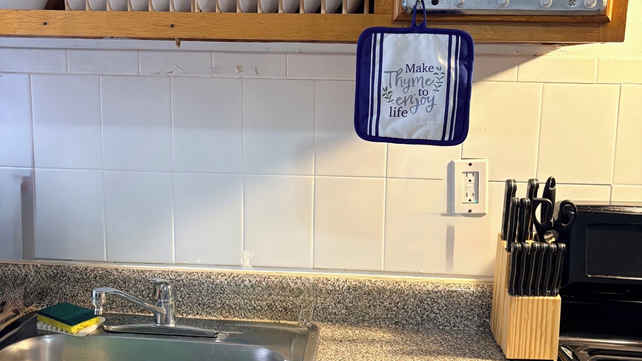 Photo of Kitchen in Elizabeth
