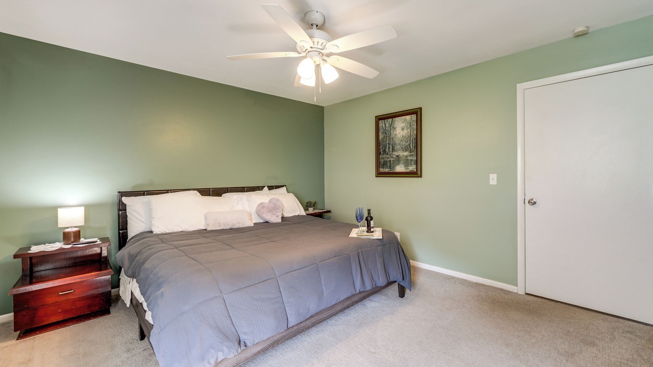 Photo of Bedroom in West Winfield