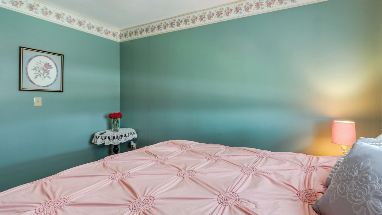 Photo of Bedroom in West Winfield